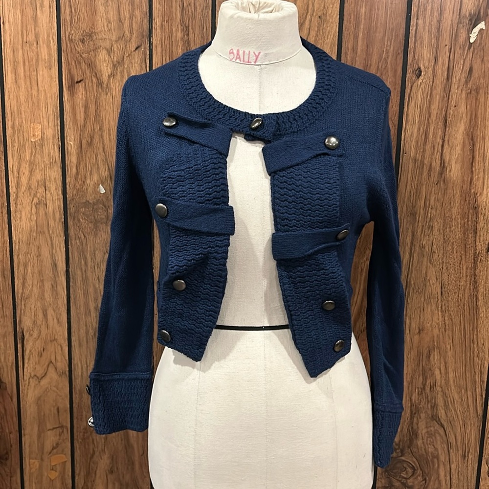 Unbranded women’s navy blue cropped sweater size Small